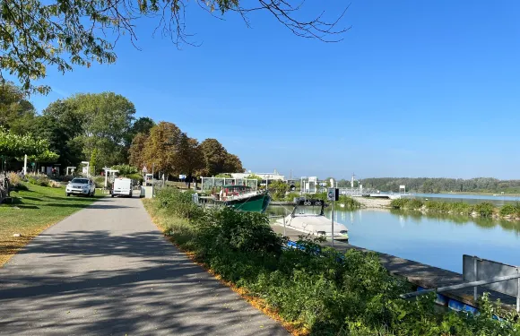 多瑙河畔圖爾恩