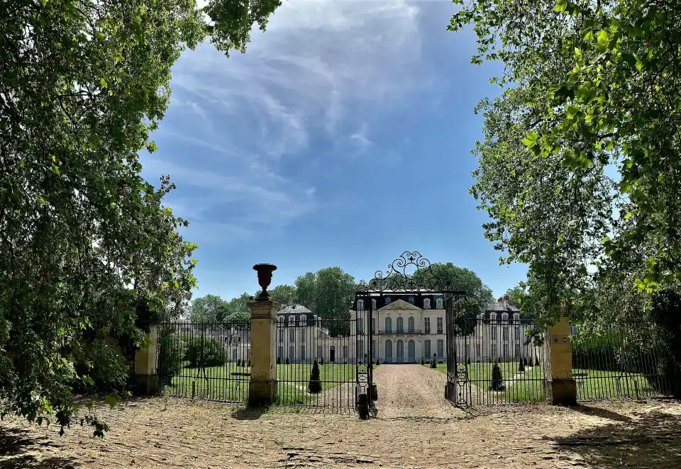 3_Chateau des Ormes