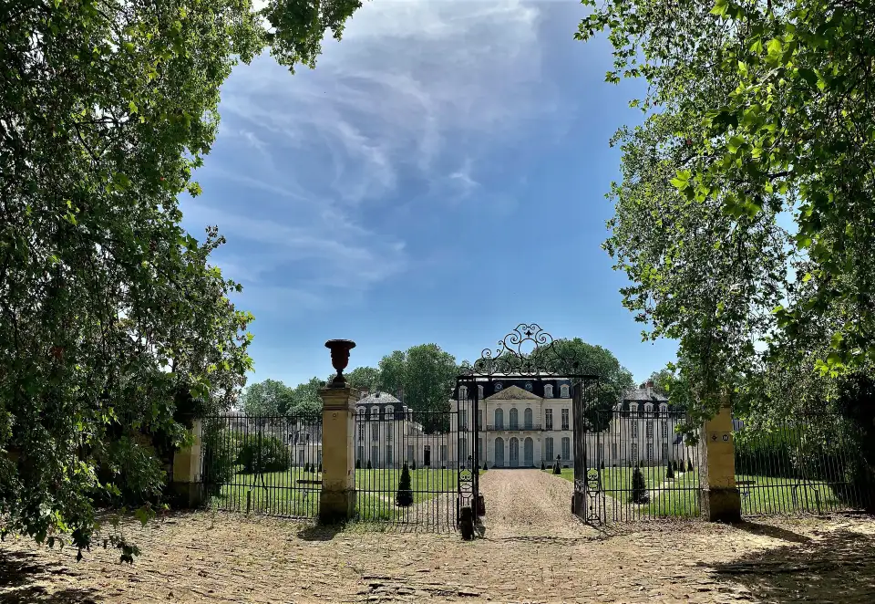3_Chateau des Ormes