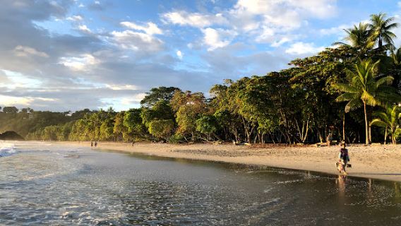 Espadilla Beach
