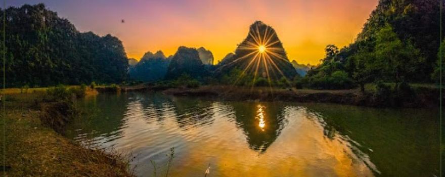 Núi Mắt Thần