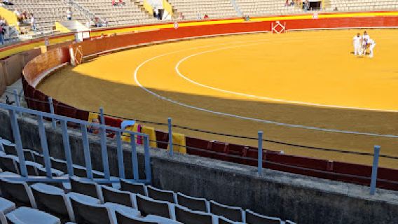 Plaza de toros "Campos Góticos"