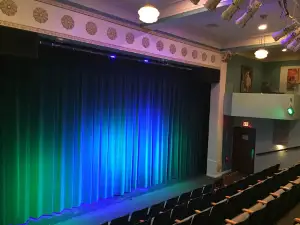 ThumbCoast Theaters (Riverbank Stage)