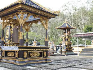 Pura Agung Khayangan Tunggal