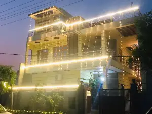 Hapur City