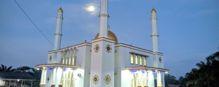 Masjid agung At-Taqwa