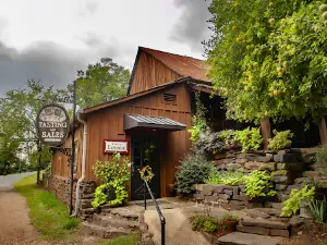 Mount Bethel Winery