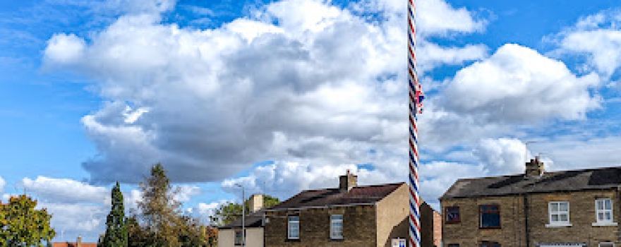 Gawthorpe Maypole