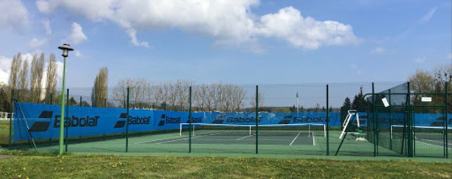 Tennis Club