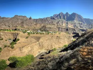 View of the canyons near Cha de Morte
