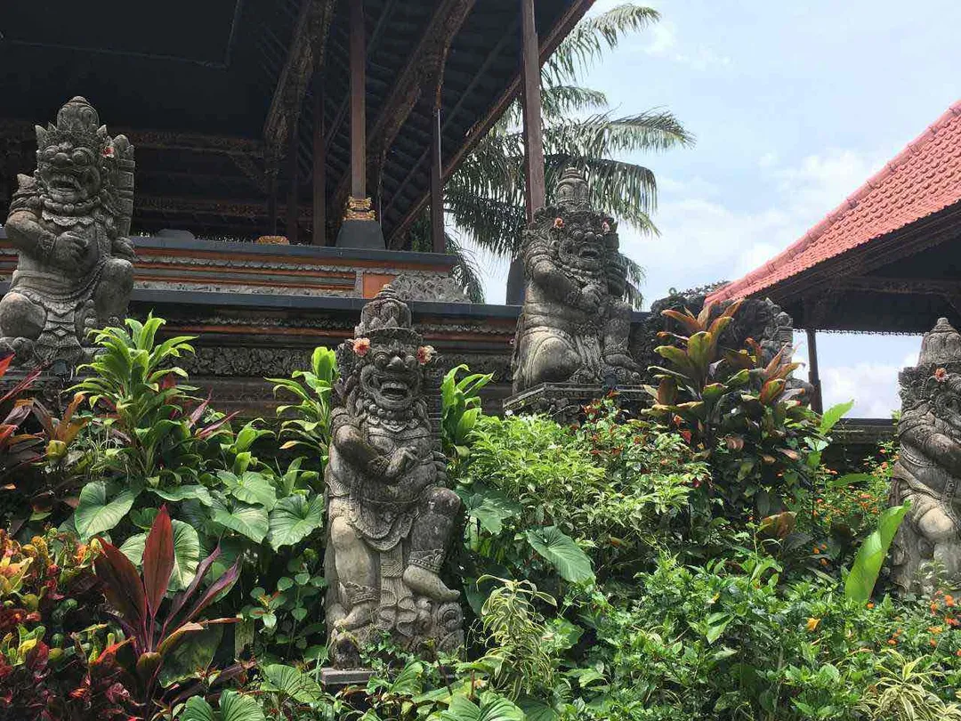 5_Ubud Palace