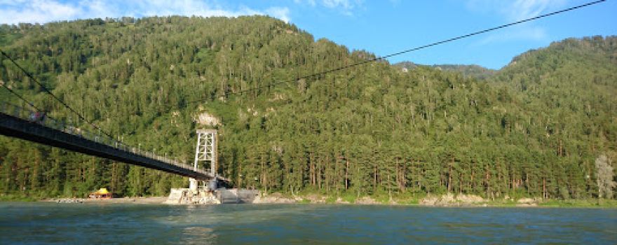 Ozero "Biryuzovaya Katun'"