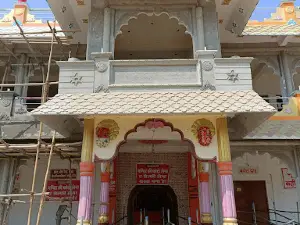Jakhaiya Baba Temple (Big)