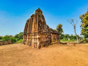 Ancient Shiva Temple, Armori