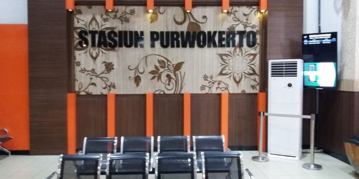 Purwokerto Station