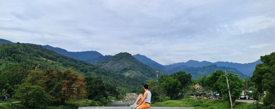 Kiriwong Village