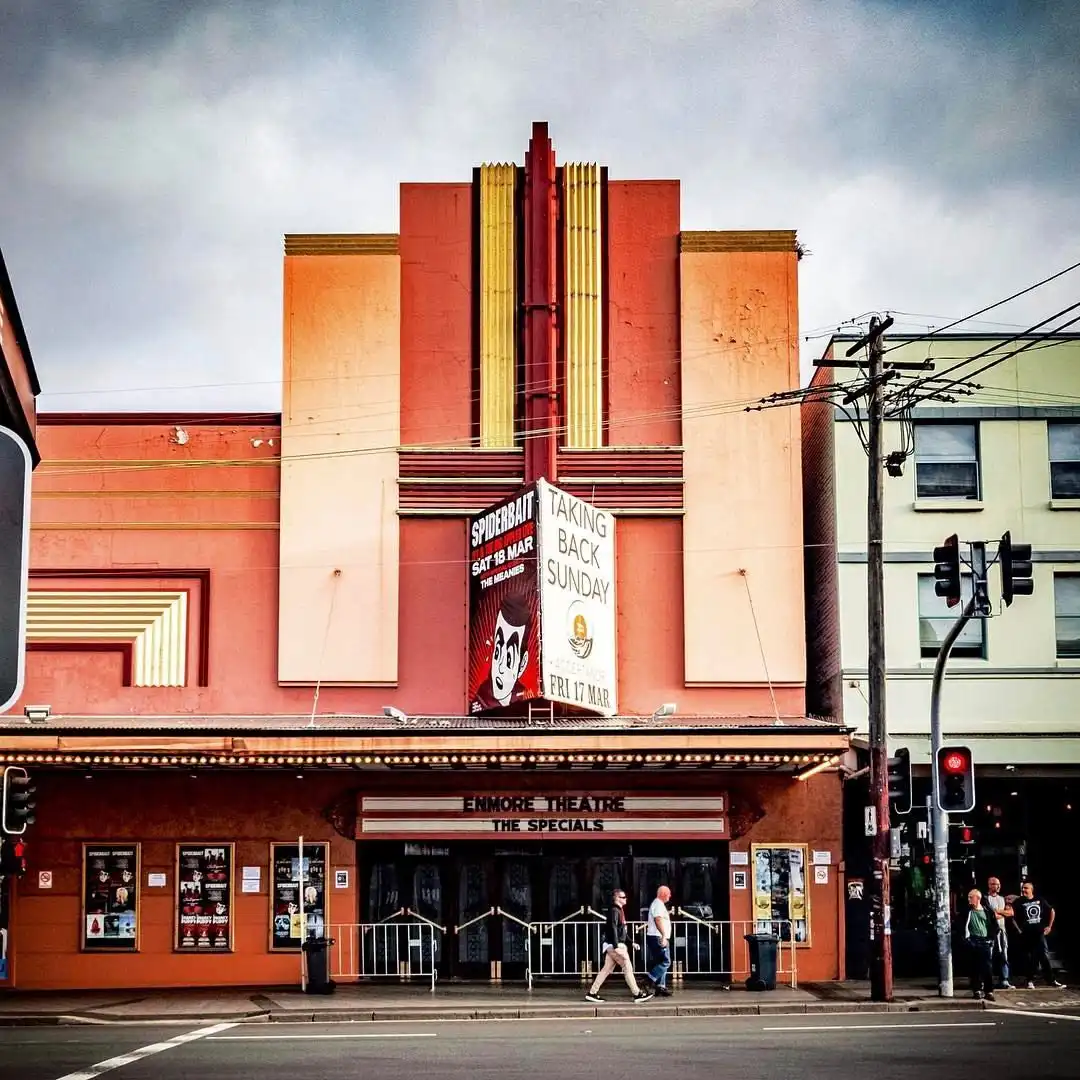 Hotels near Enmore Theatre