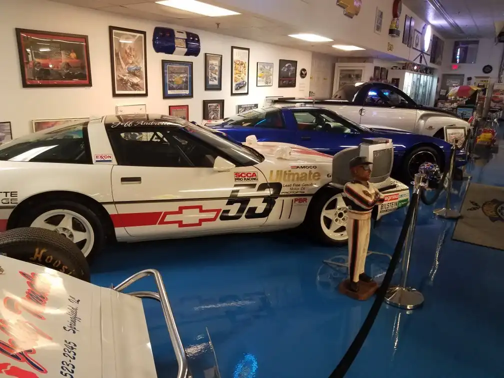 Hotel in zona Chevrolet Hall of Fame Museum