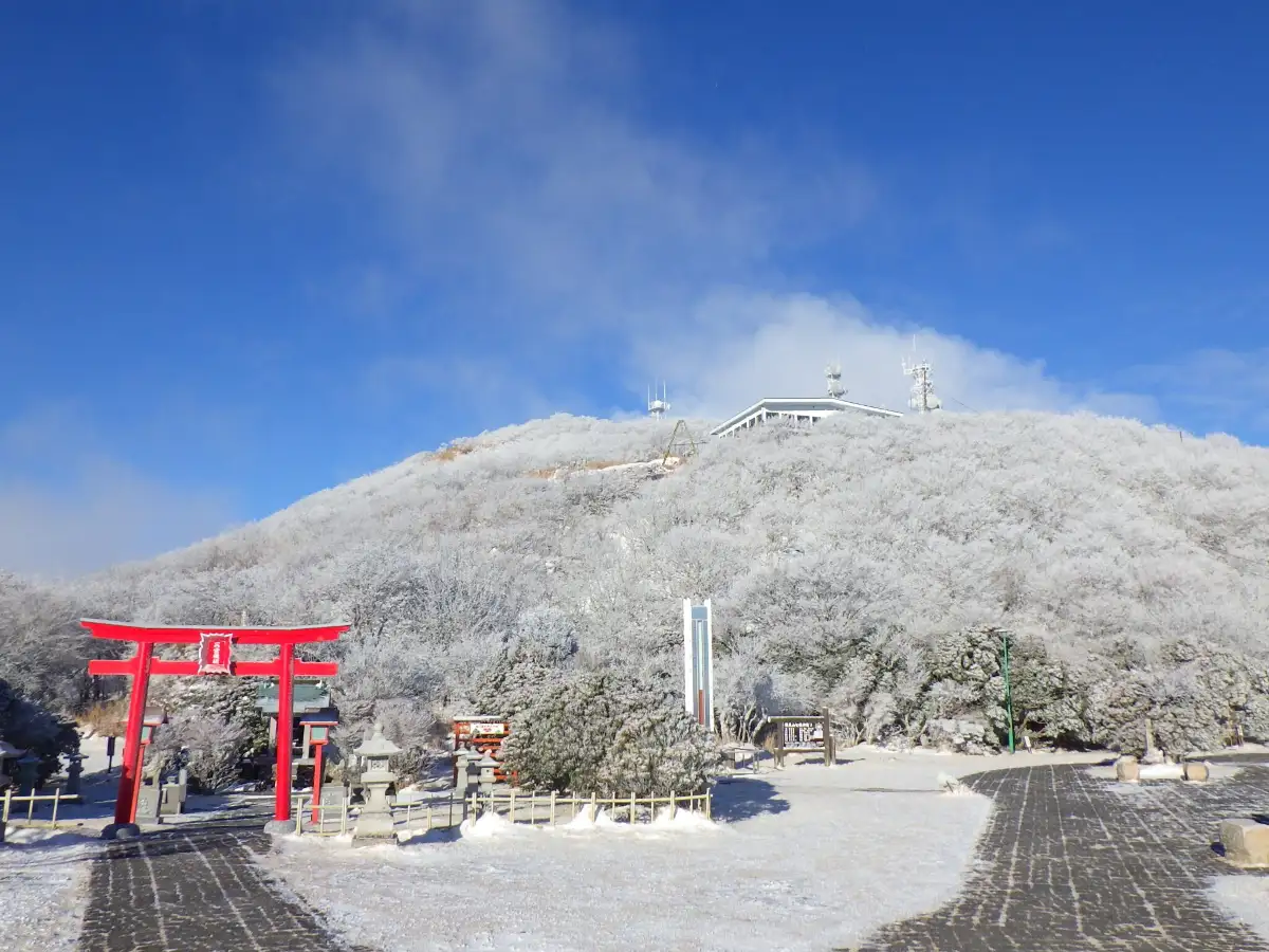 Mount Tsurumi