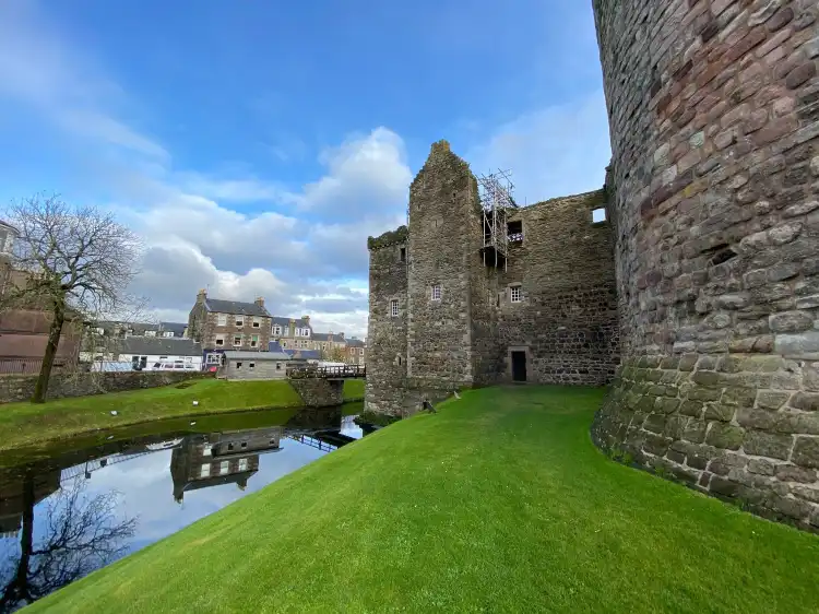 Hotels near Rothesay Castle