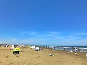 Shirasato Central Beach