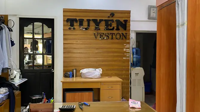 3_Tuyen Fashion Tailor