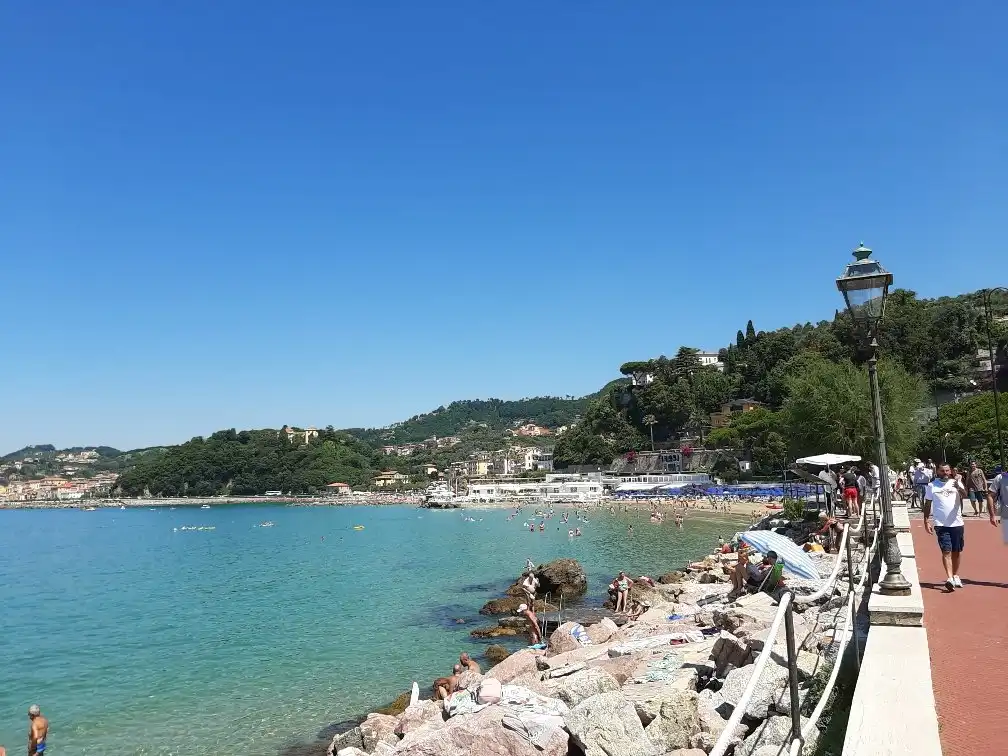 Hotel in zona Passeggiata Don Attilio Caslilione