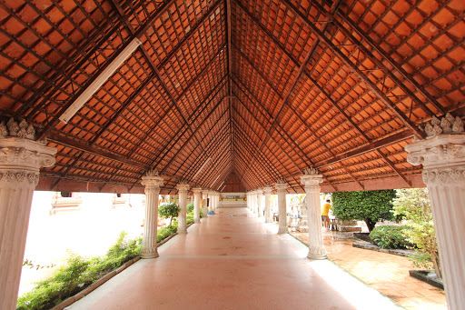 Wat Sri Sawangwong (Wat Koh Suea)