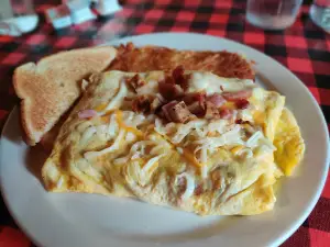 Red Barn Campground & Restaurant
