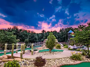 Joe Town Mini Golf