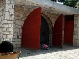Parc Anglade de Petit-Goave