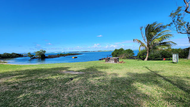 Le Bouchon Public Beach