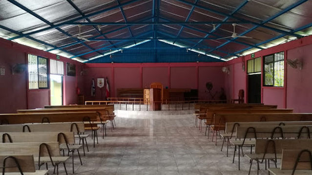Iglesia M. M. M. Limonal,Cahuita