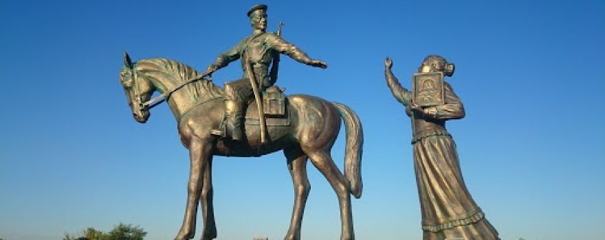Донская казачка провожает казака на войну