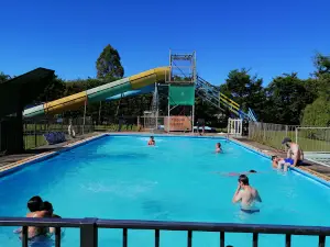 Tobogán y Cabañas Lautaro