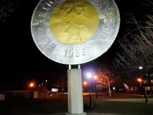 Giant Toonie