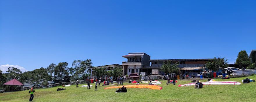 Menara Pandang Paralayang Wayu