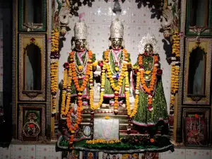 SHRI BHARAT HANUMAN MILAN MANDIR
