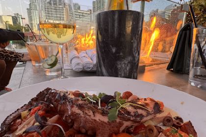 Topsail at Portside Pier