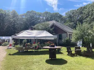 Northern Hollow Winery