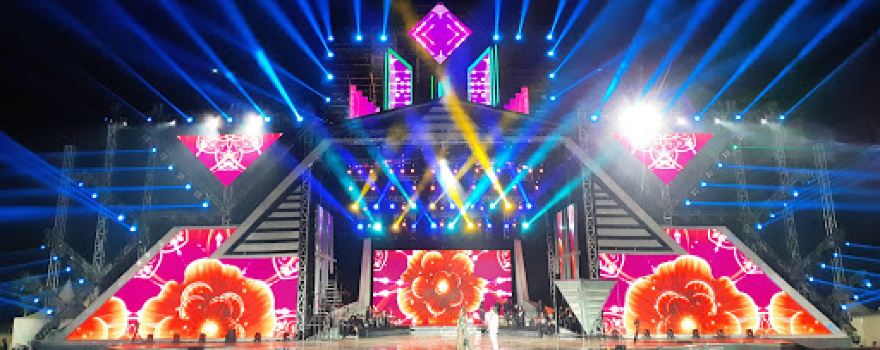 Lapangan Raden Wijaya Surodinawan