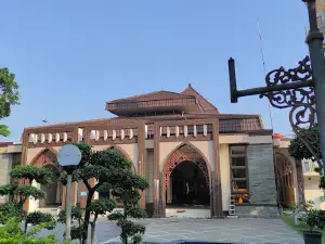 Masjid Raya Al Falah Sragen
