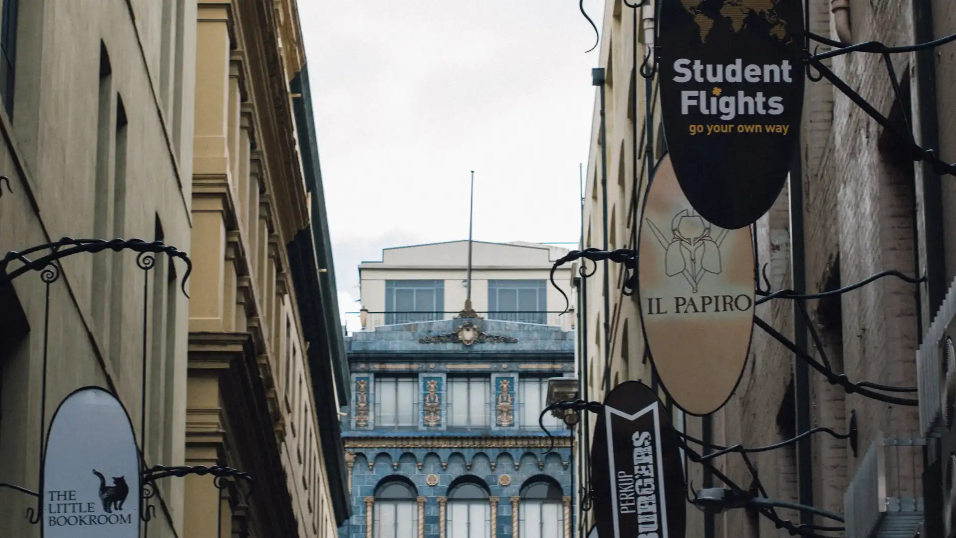 Hotels near Degraves St