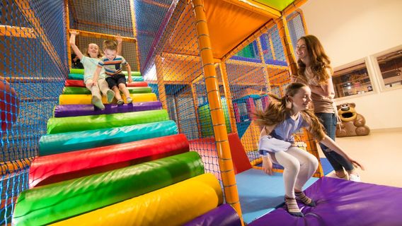 Parkdean Resorts Cayton Bay Holiday Park, Yorkshire
