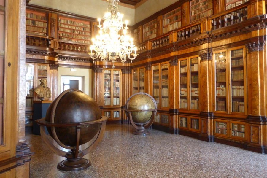 聖馬可圖書館