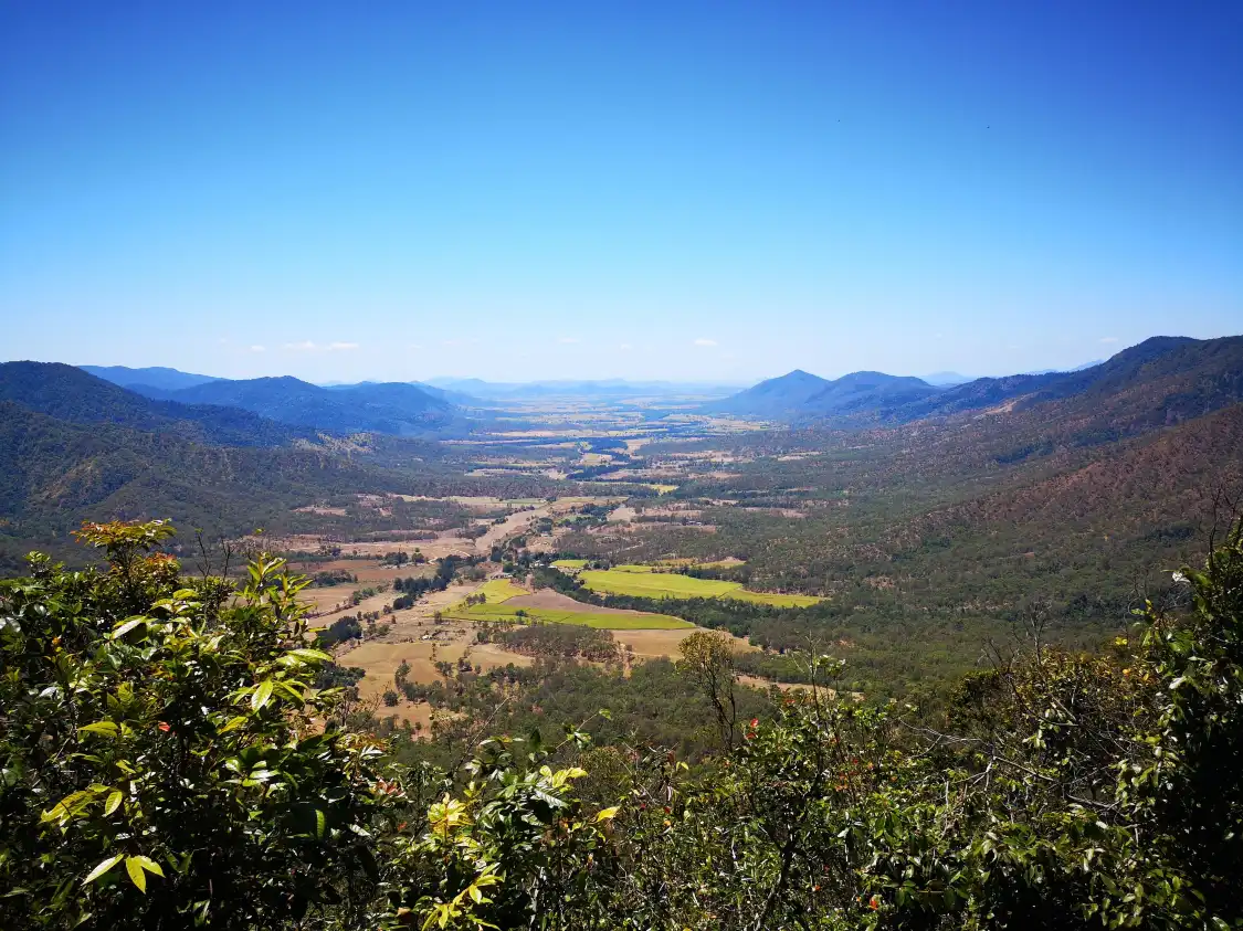 Hotels near Eungella National Park