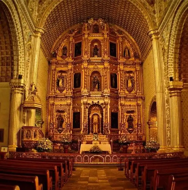 Hotels near Templo de Santo Domingo