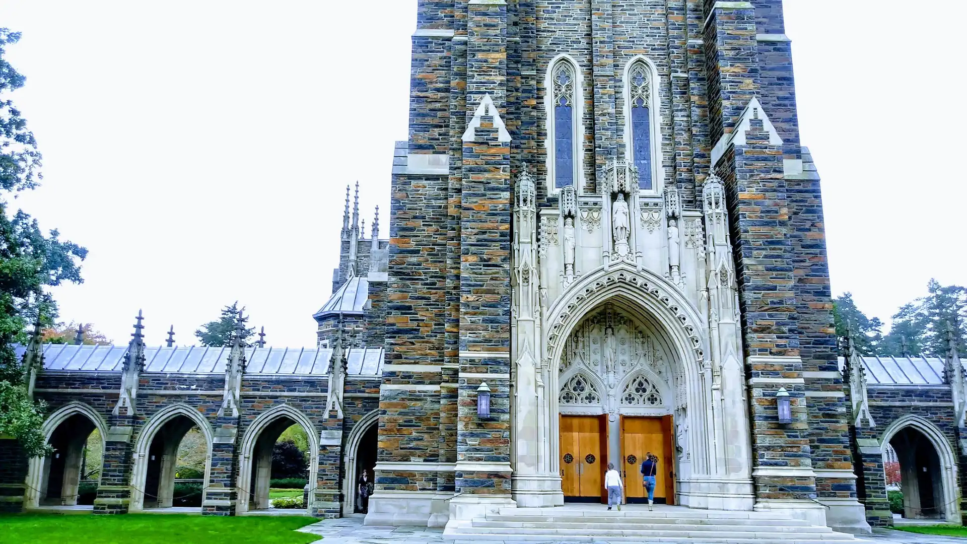 Hotels near Duke University Chapel