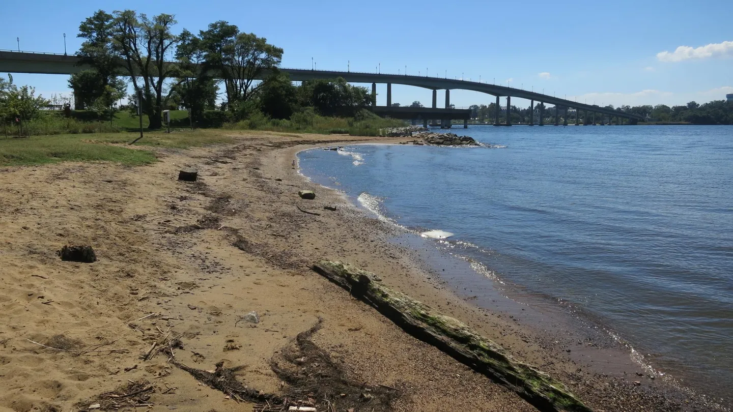 4_Jonas and Anne Catharine Green Park