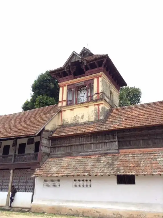 Hotel in zona Methan Mani
